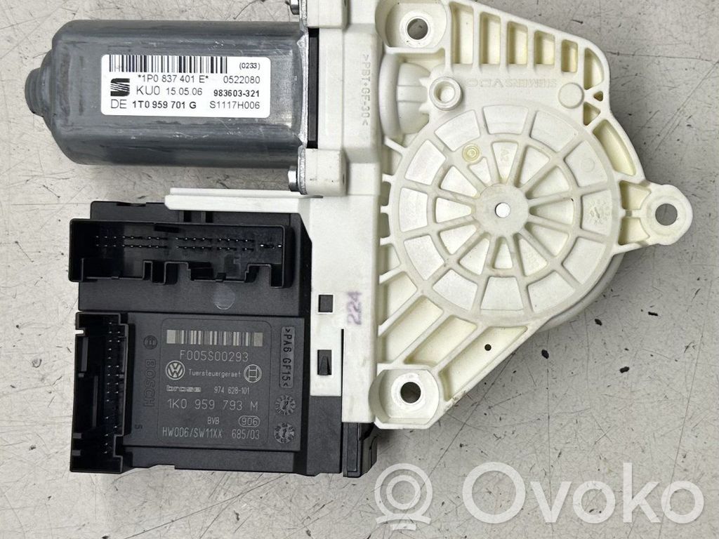 Seat Leon (1P) Silnik regulatora szyby drzwi przednich 