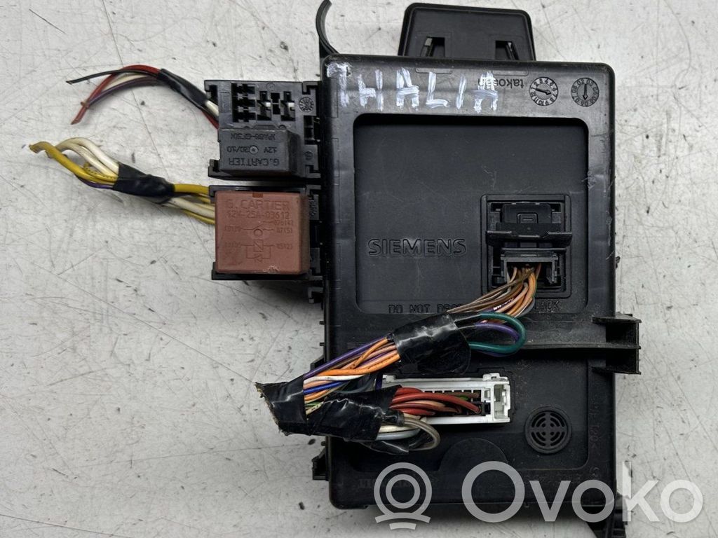 Renault Clio II Korin keskiosan ohjainlaite 