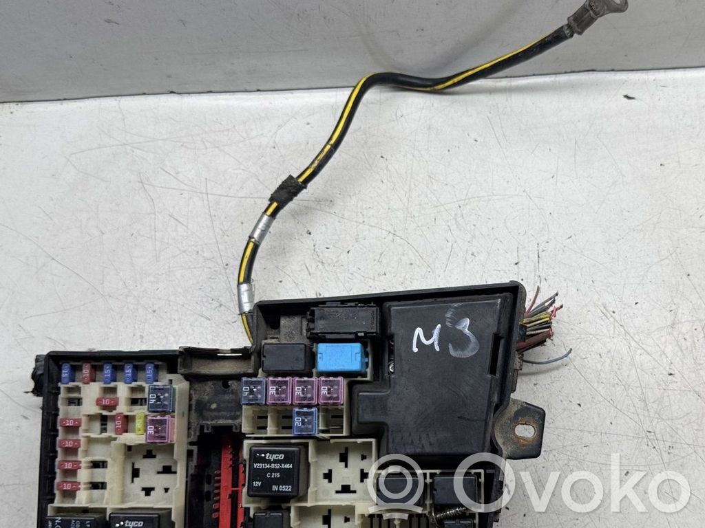 Mazda 3 I Fuse box set 