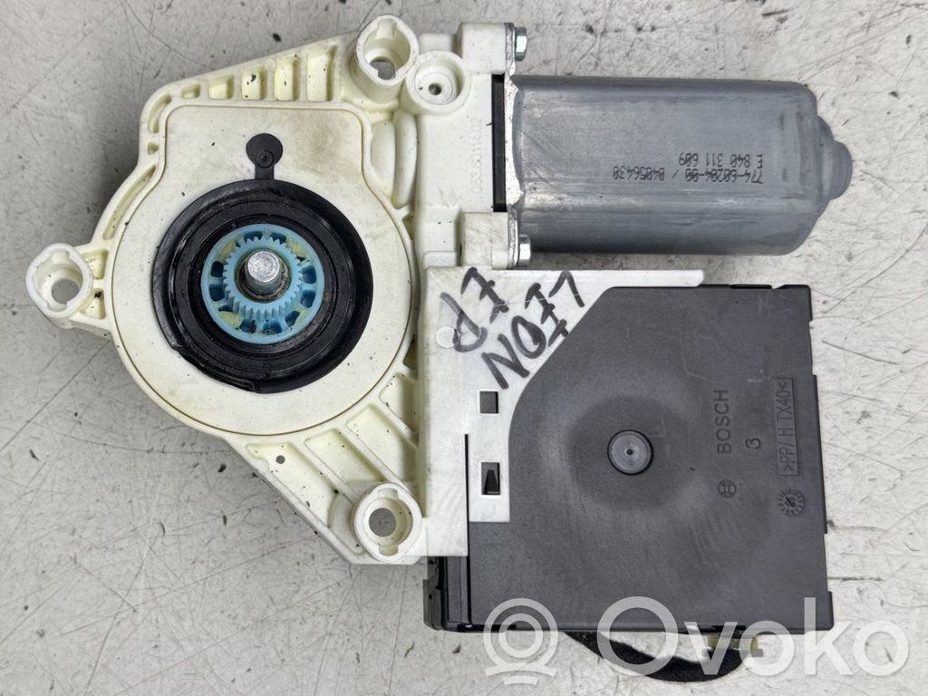 Seat Leon (1P) Silnik regulatora szyby drzwi przednich 