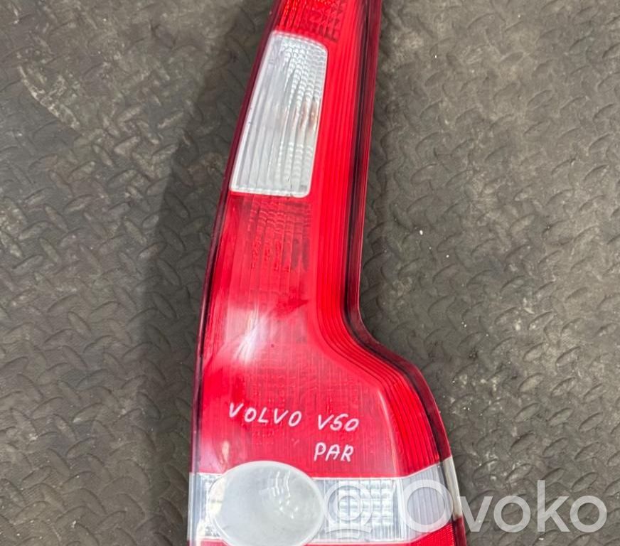 Volvo S40 Aizmugurējais lukturis virsbūvē 