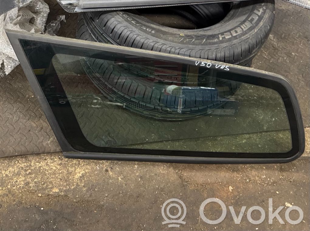Rear side window