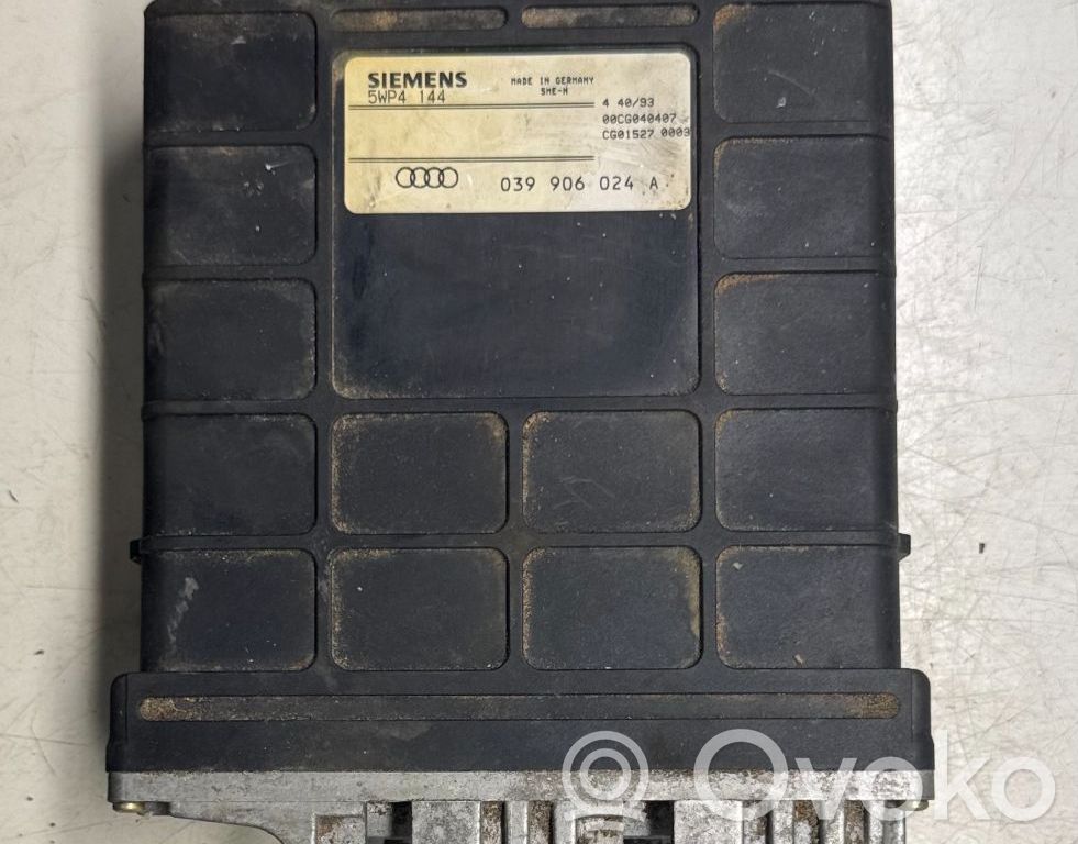 Audi 80 90 S2 B4 Engine control unit/module 