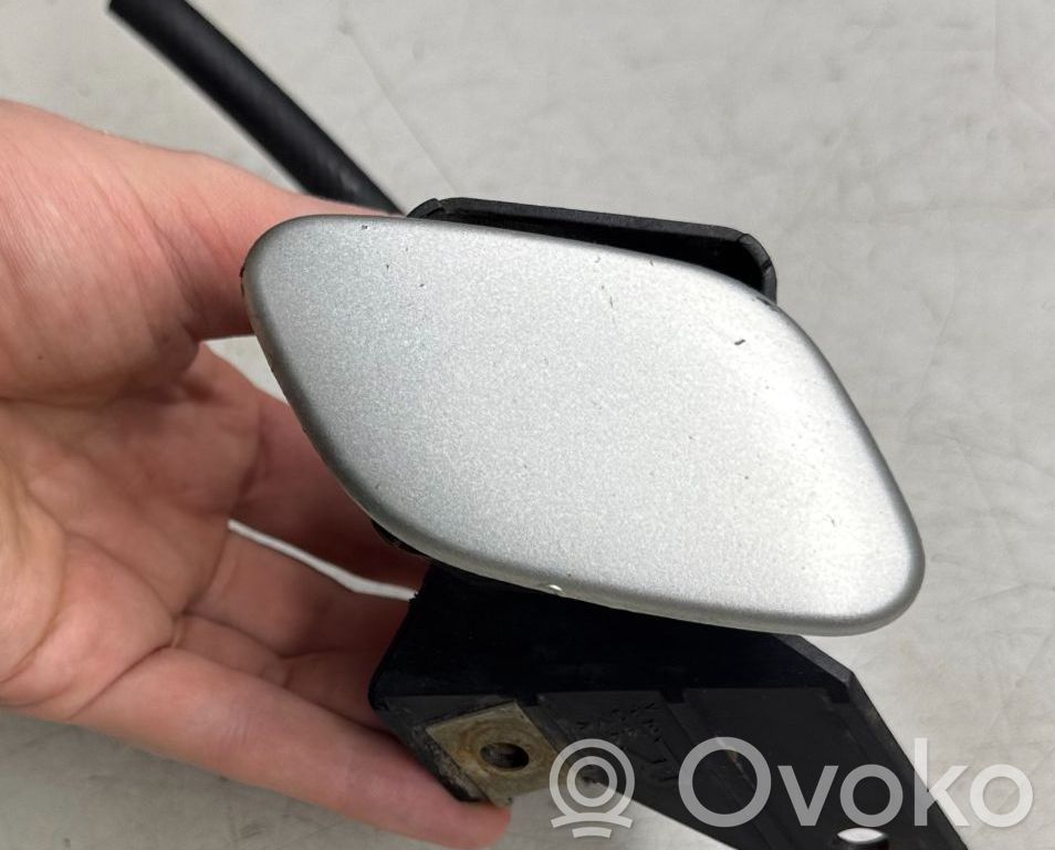 Toyota Avensis T250 Headlight washer spray nozzle 