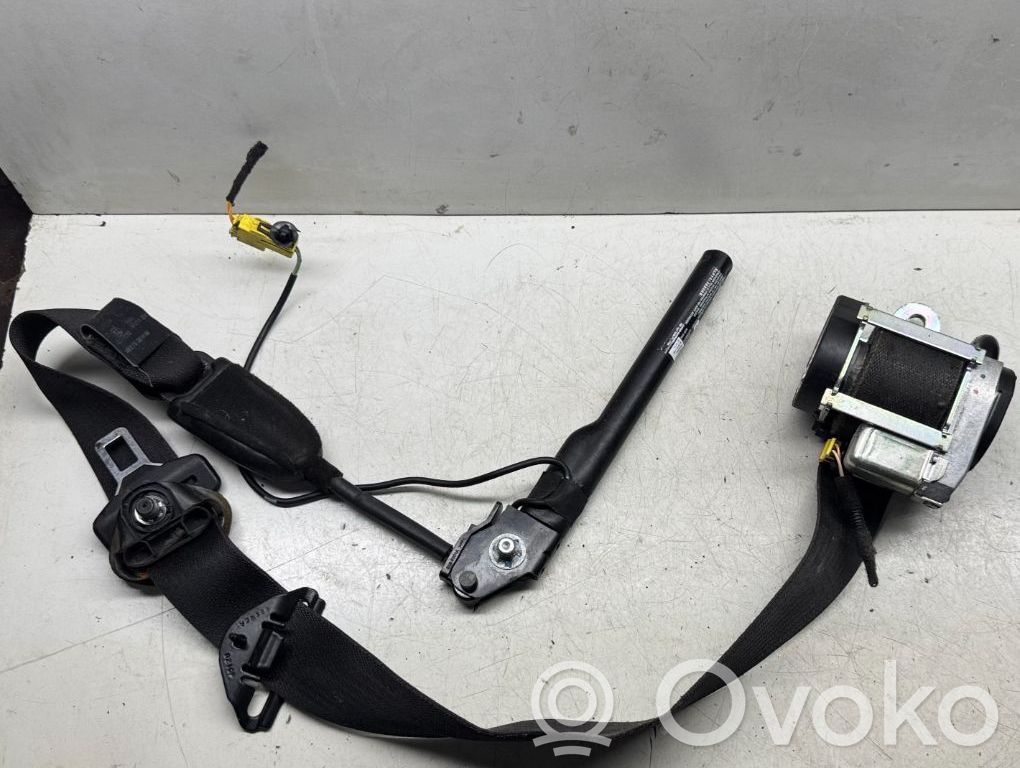 Opel Astra J Pas bezpieczeństwa fotela przedniego 
