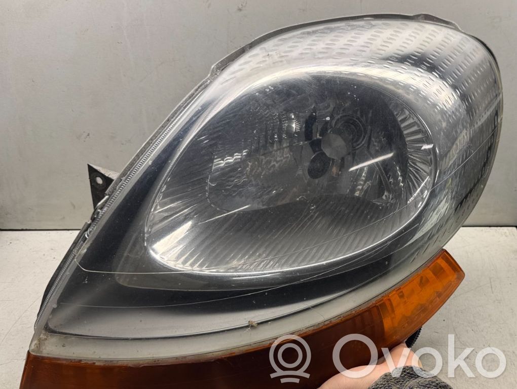 Renault Trafic II (X83) Phare frontale 