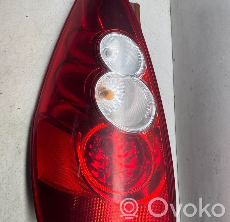 Mazda 5 Rear/tail lights 