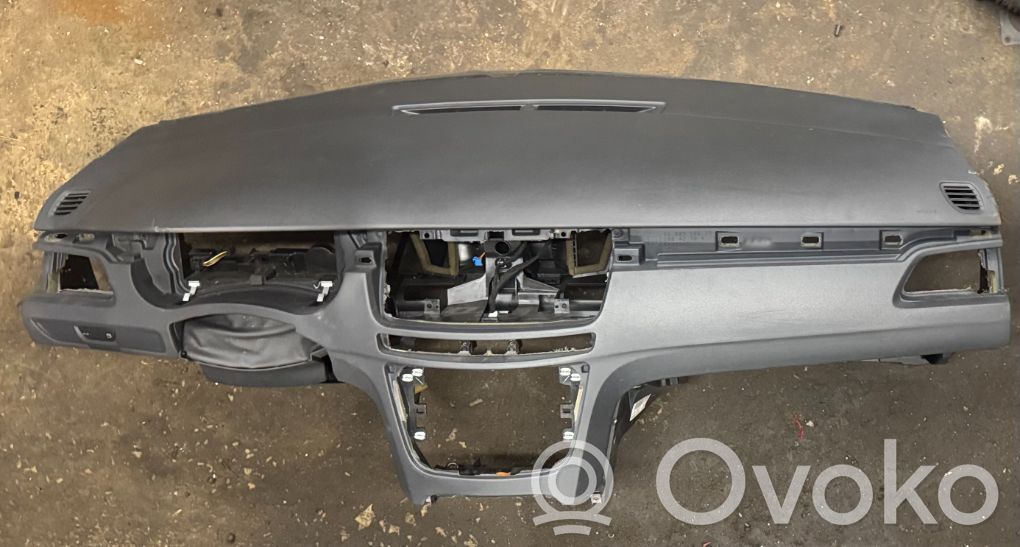Peugeot 508 Dashboard 