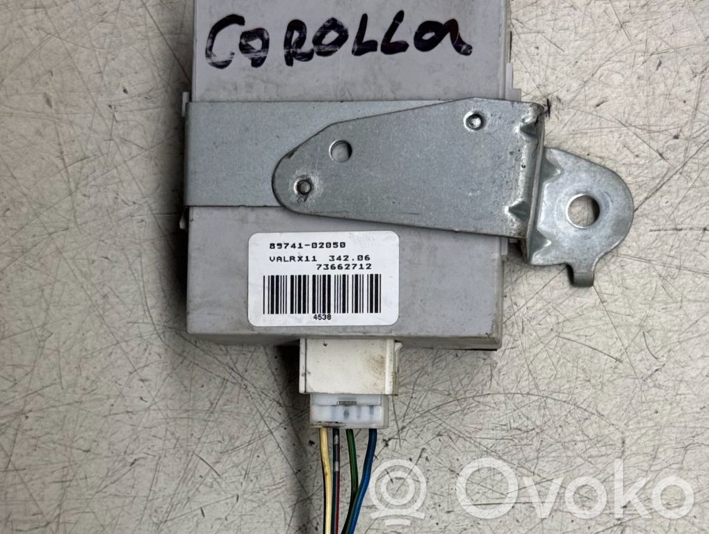 Toyota Corolla E120 E130 Unitate/modul de comandă închidere centralizată 