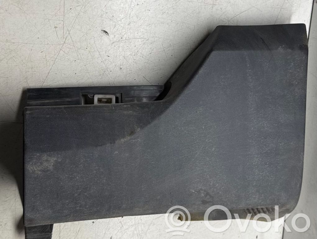Volvo V70 Priekšējā sliekšņa dekoratīvā apdare (iekšējā) 