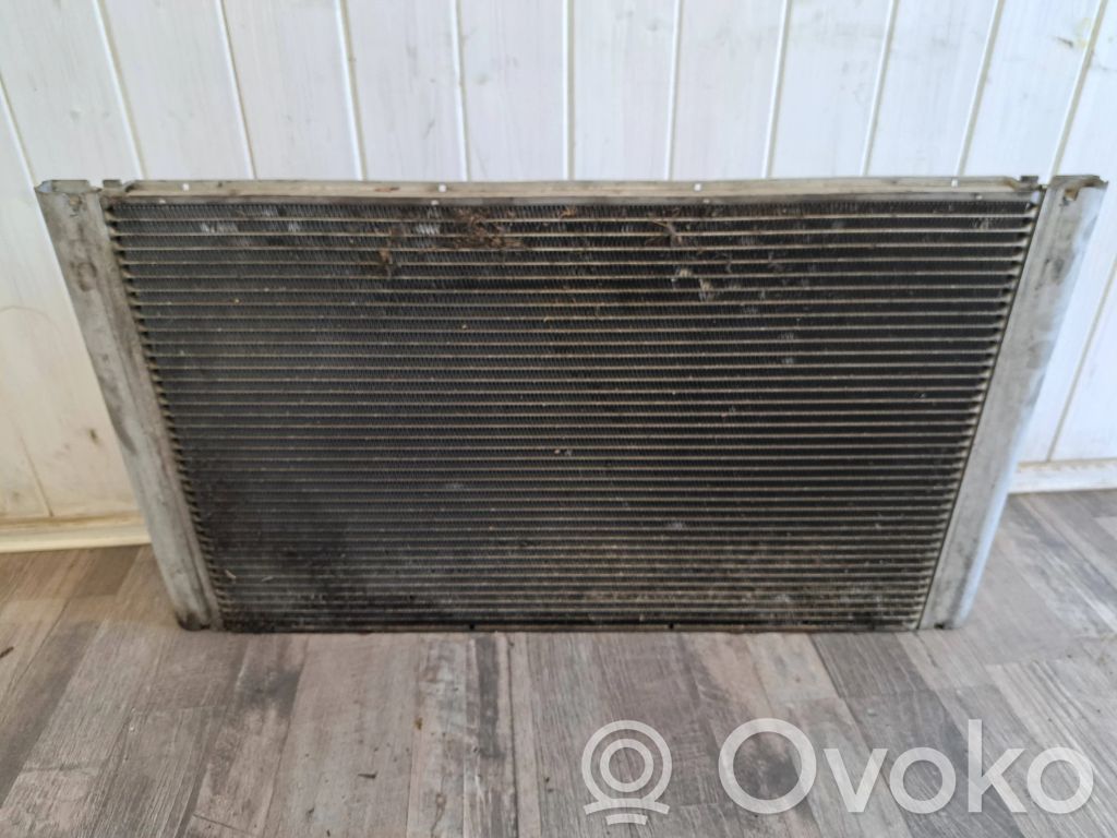 BMW 5 E60 E61 Coolant radiator 
