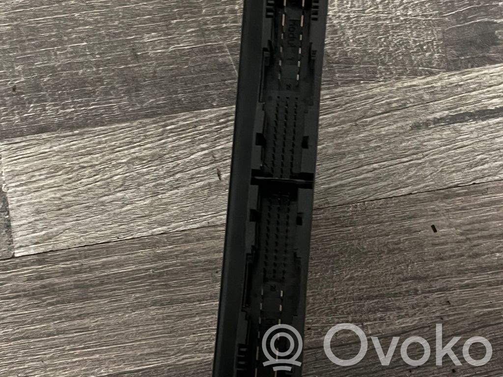 BMW 5 E60 E61 Gateway control module 