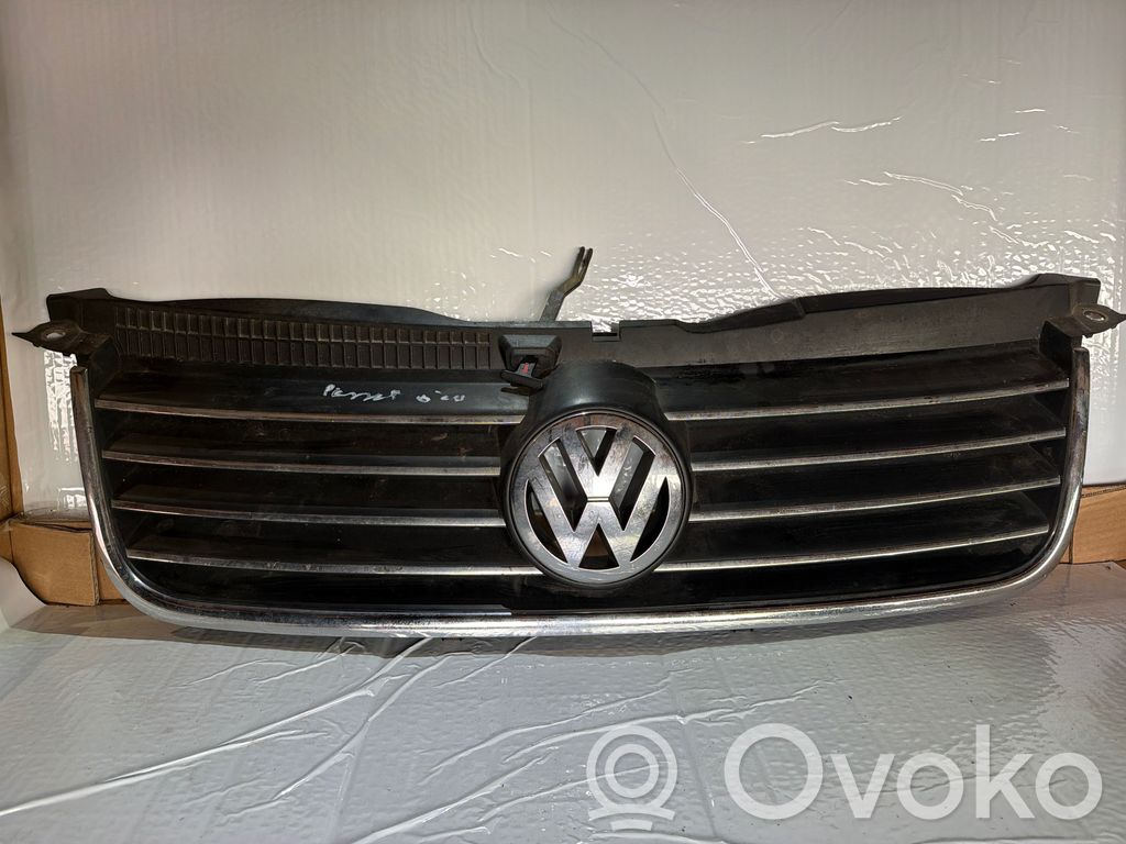 Volkswagen PASSAT B5.5 Grilă radiator față 
