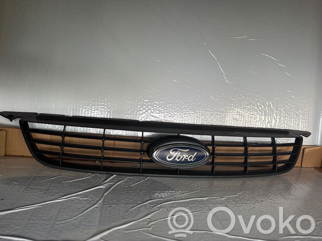 Front bumper upper radiator grill   8M518200