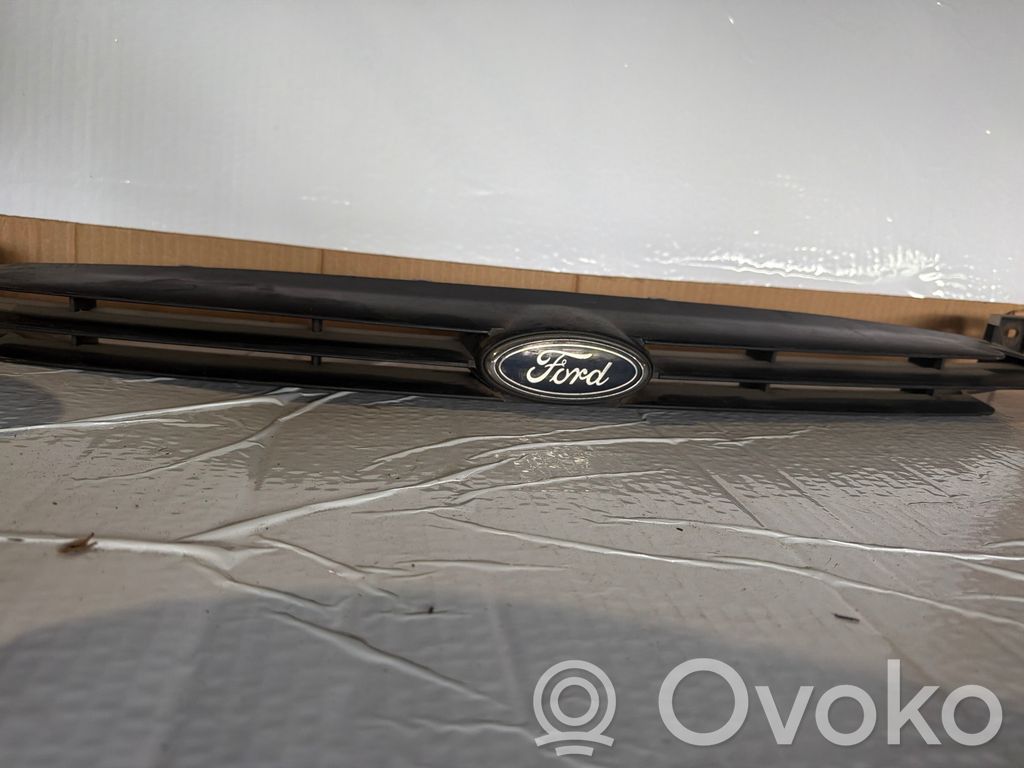 Front grill   95AB8200AB
