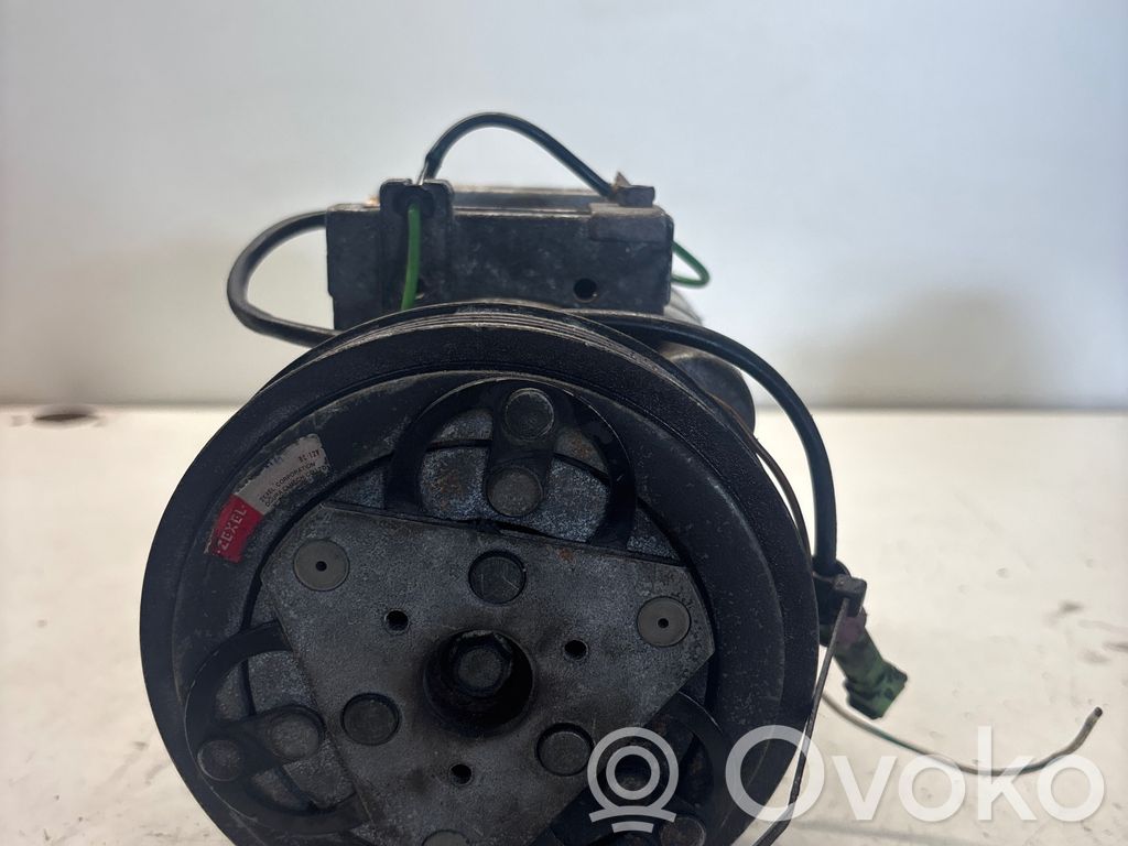 Audi 100 S4 C4 Kompresor / Sprężarka klimatyzacji A/C 