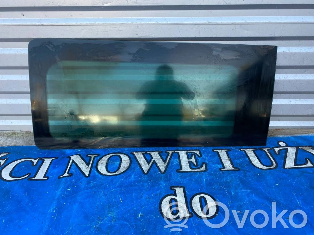 Ford Transit Custom Side middle window/glass 