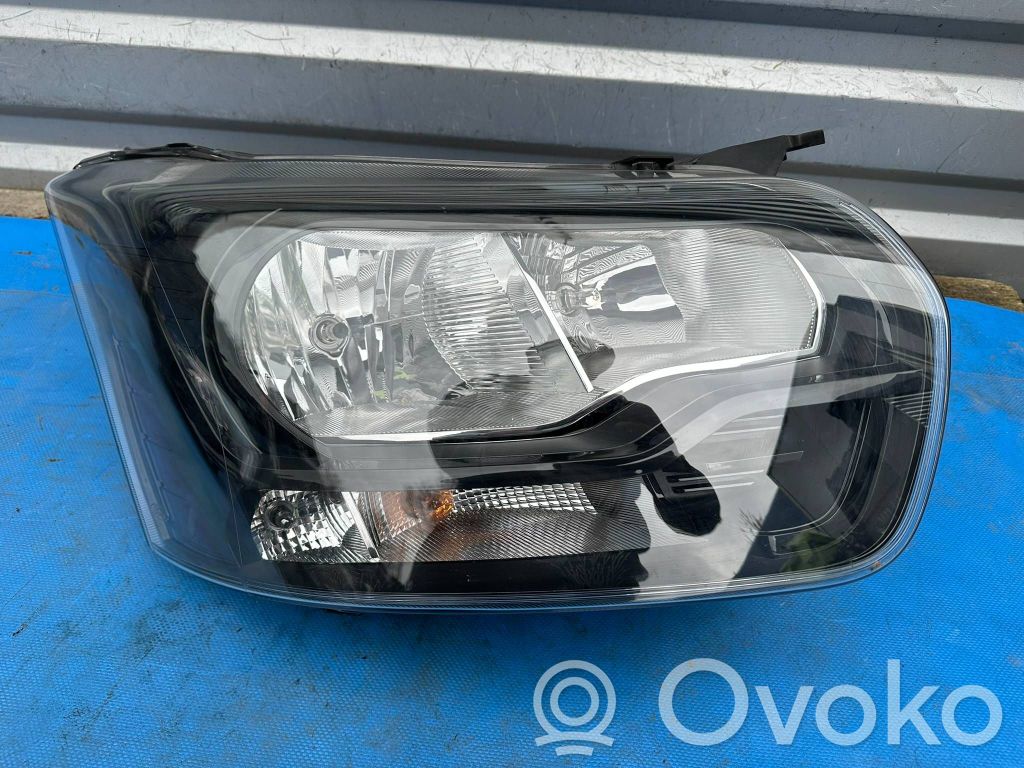 Ford Transit VII Scheinwerfer 
