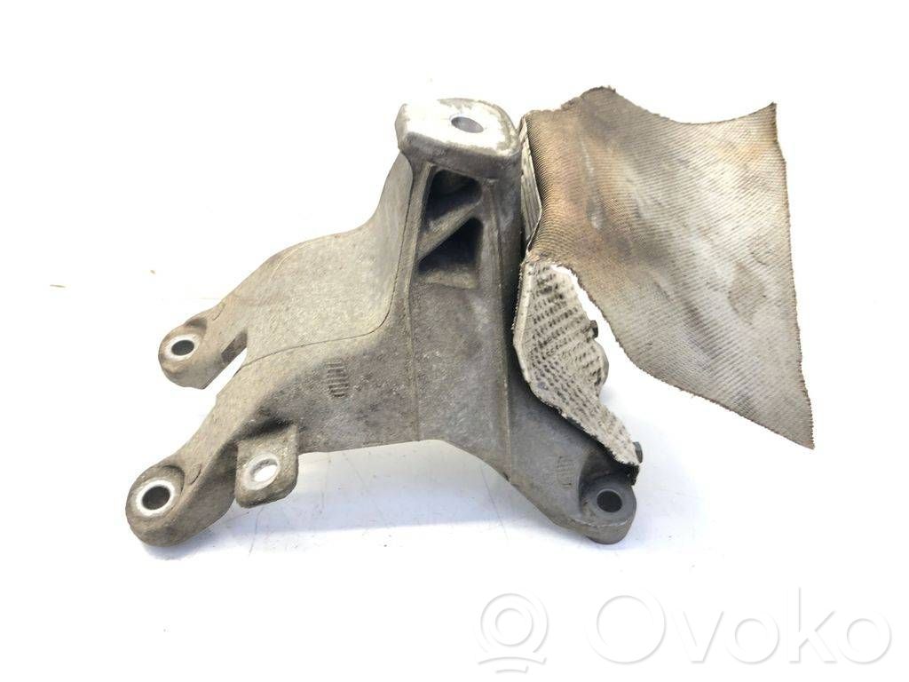 Engine mount bracket   8K0199388E,RA7PT,AI995W7