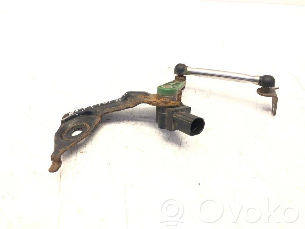 Audi A5 8T 8F Rear air suspension level height sensor 