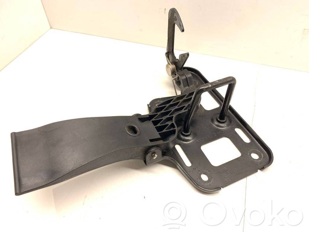 Engine bonnet/hood lock/latch loop/hook   8T0823480