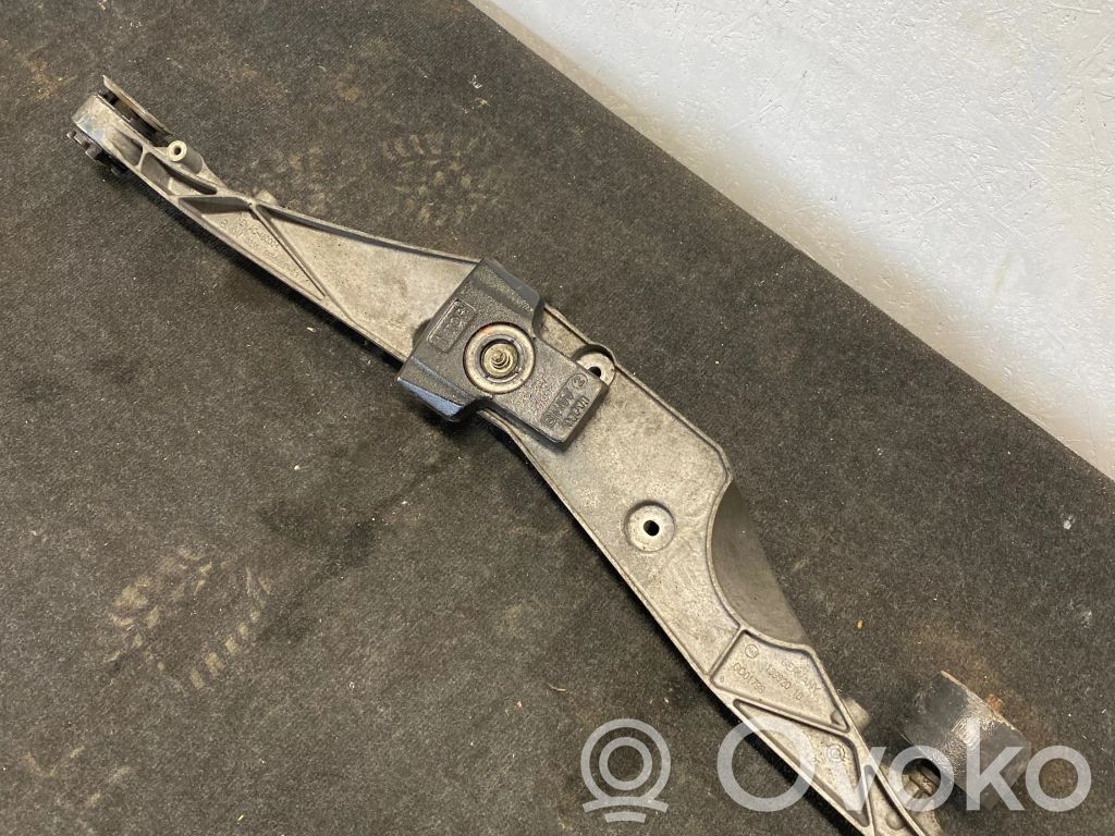 BMW X1 F48 F49 Rear differential/diff mount bracket 