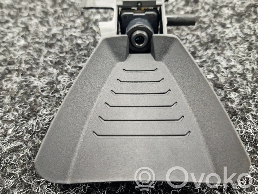 BMW X5 F15 Windshield/windscreen camera 