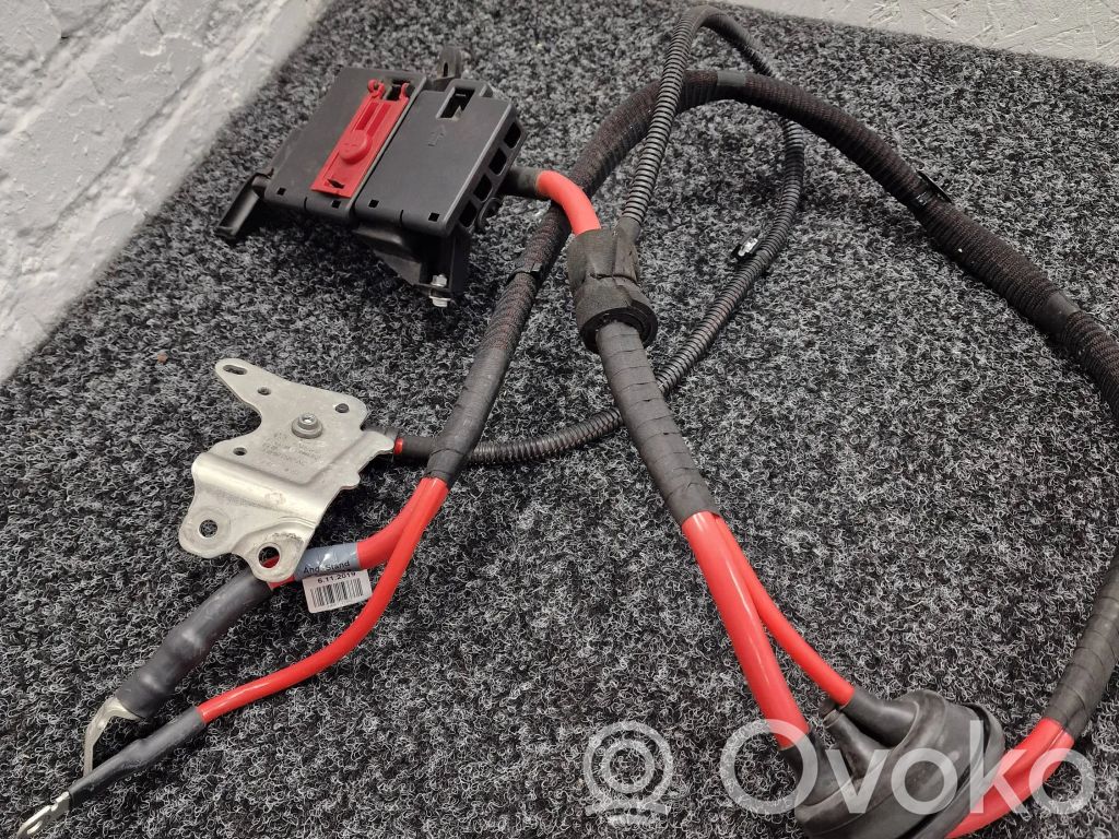 Volkswagen Touareg III Current control relay 