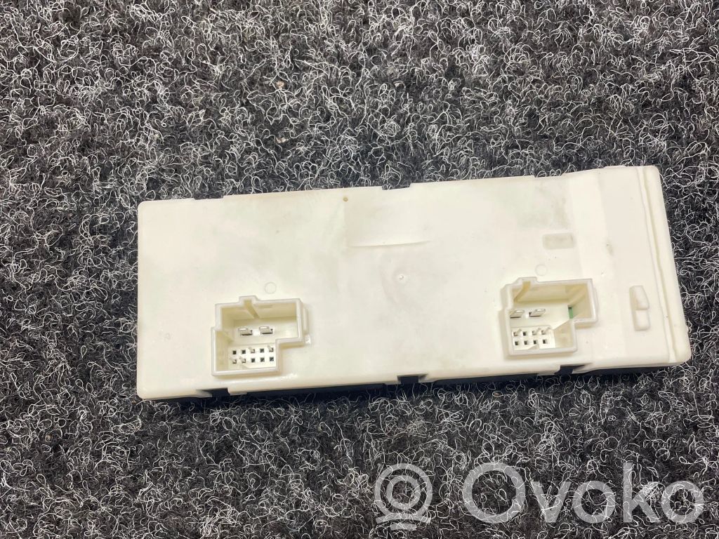 Mercedes-Benz E W213 Tailgate/trunk control unit/module 