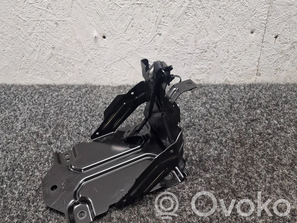 BMW X1 U11 Battery bracket 