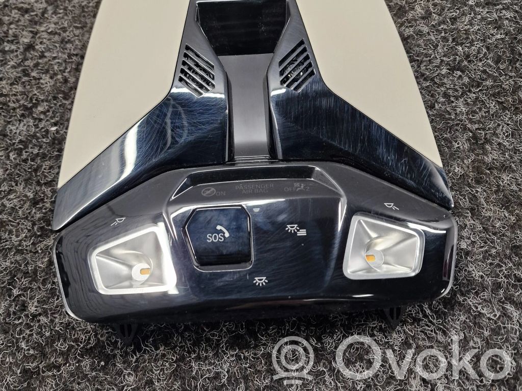 BMW X1 U11 Priekinių vietų apšvietimo žibintas 