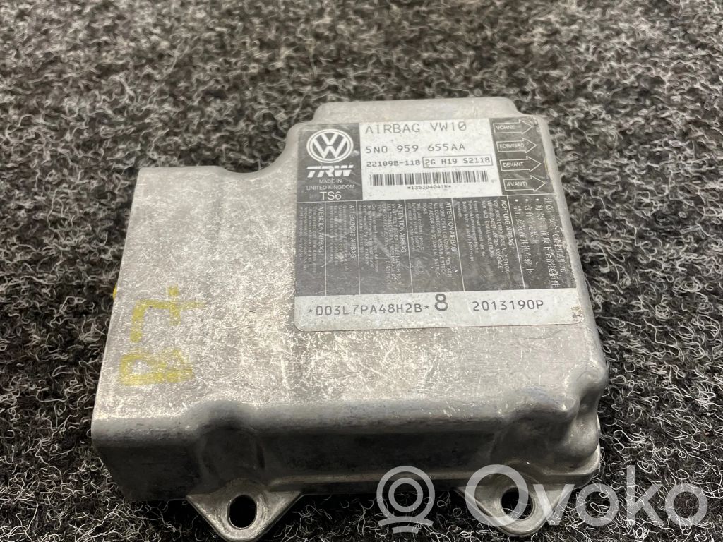 Volkswagen Tiguan Airbag control unit/module 
