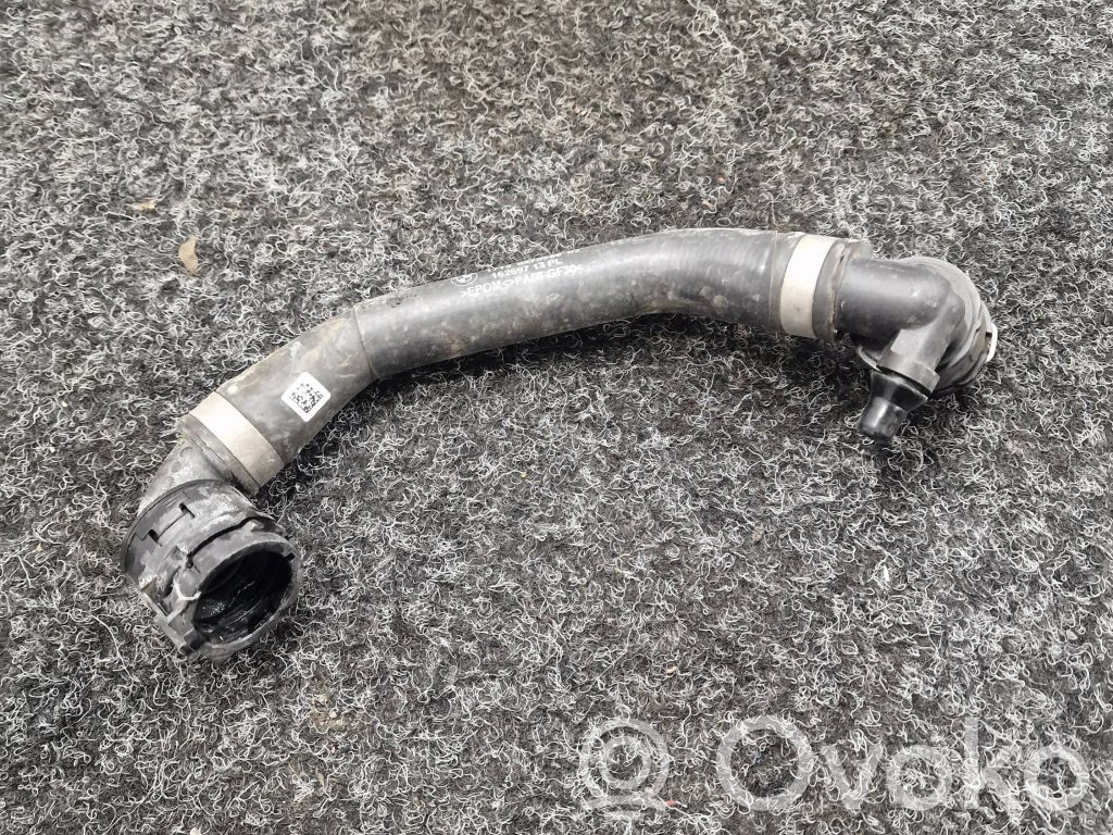 Engine coolant pipe/hose   8475686