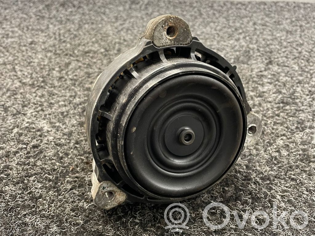 BMW X3 G01 Engine mount bracket 
