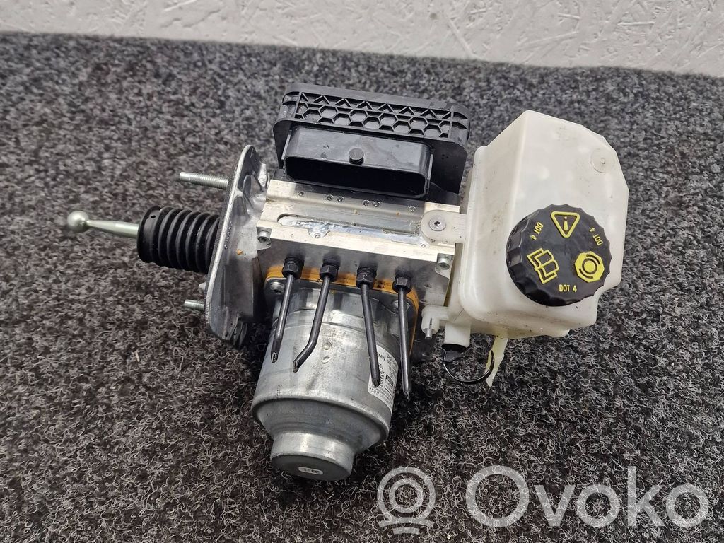 BMW i5 G60 ABS Pump 