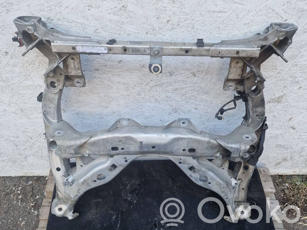 BMW 5 F10 F11 Rama pomocnicza przednia 