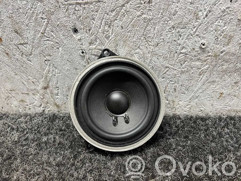 BMW i5 G60 Enceinte de porte arrière 