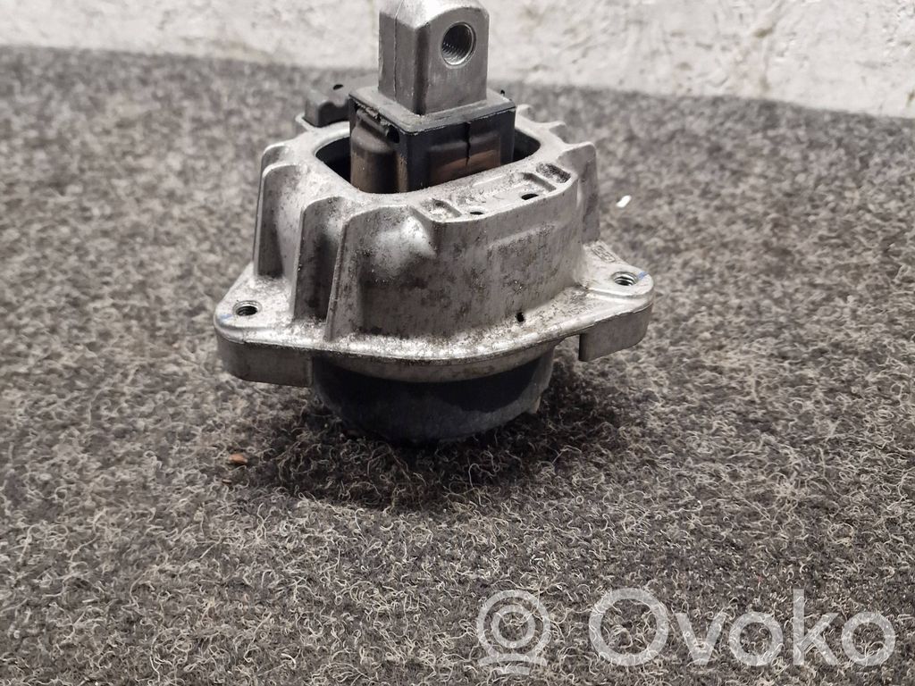 BMW M5 Engine mount bracket 
