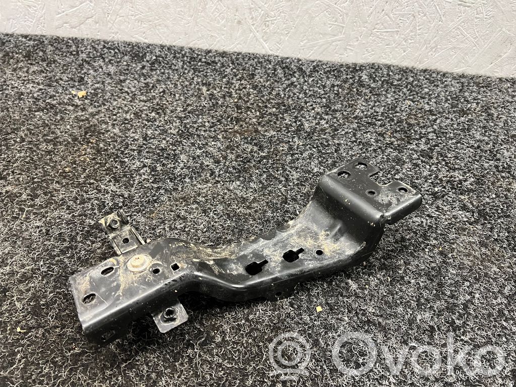 BMW X1 U11 Panel mocowania chłodnicy 