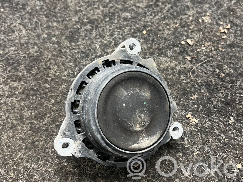 BMW 2 F22 F23 Engine mount bracket 