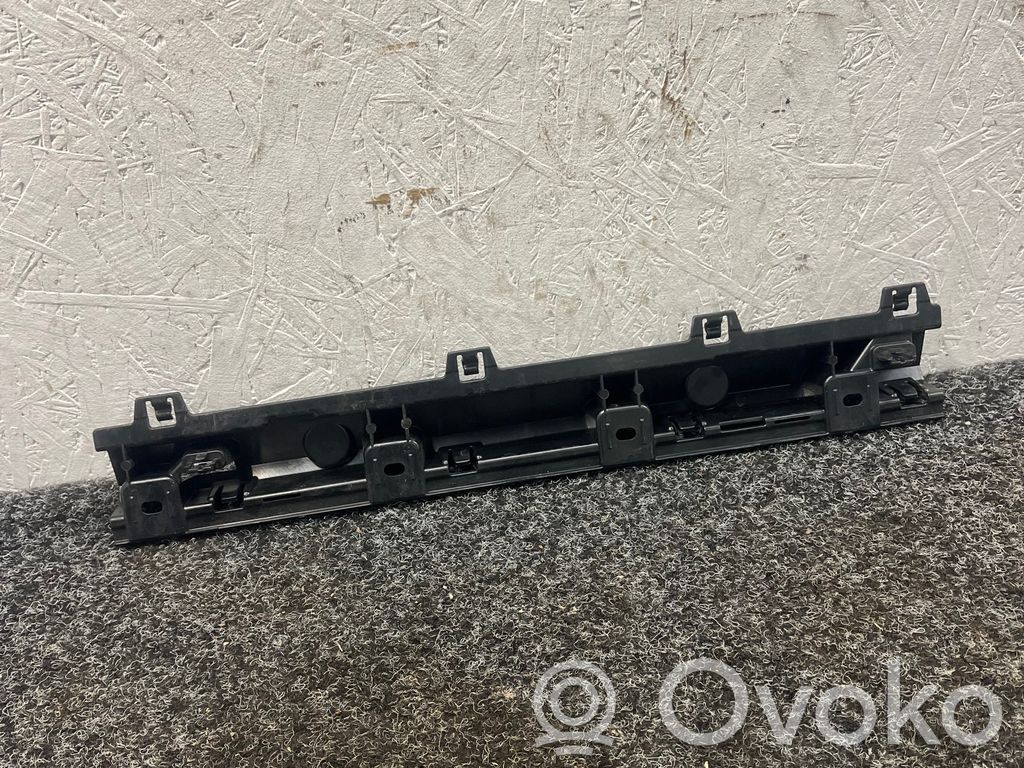 BMW i4 Sill supporting ledge 