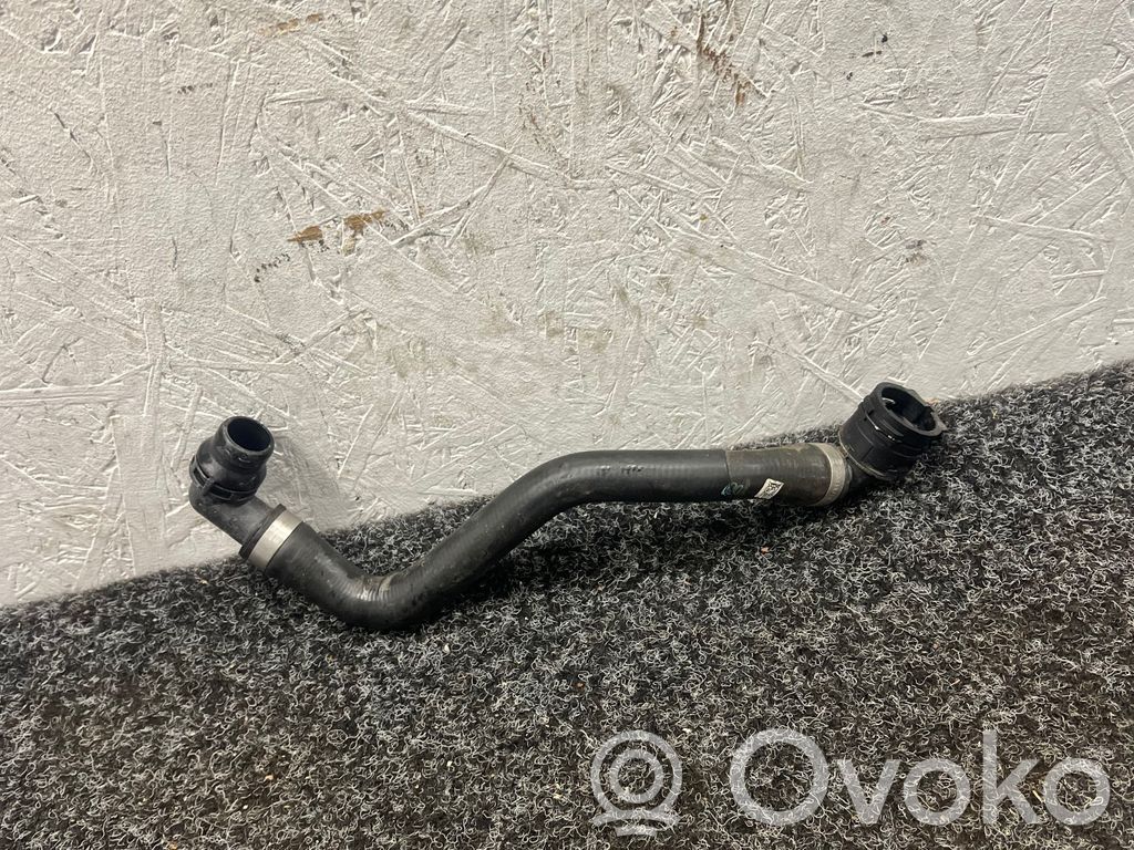 BMW i4 Engine coolant pipe/hose 