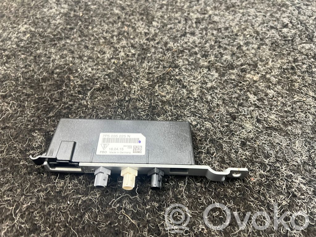 Porsche Cayenne (92A) Antenos stiprintuvas 