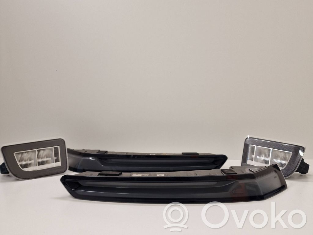 BMW iX Rear/tail lights set 