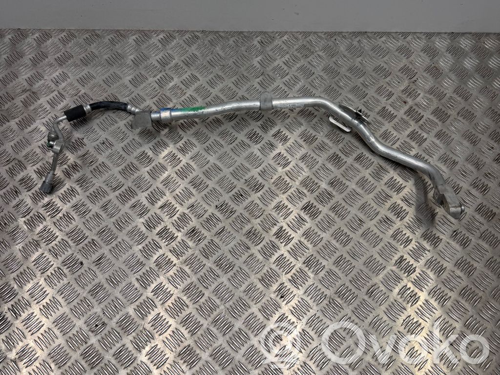 BMW 3 G20 G21 Ilmastointilaitteen putki (A/C) 