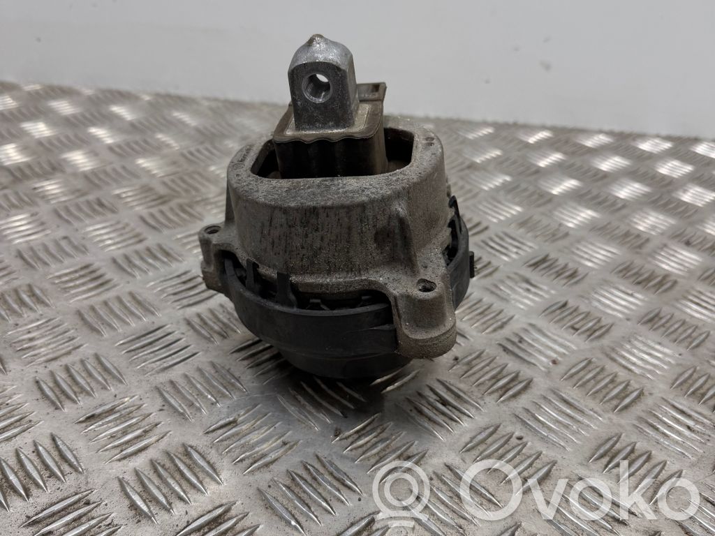 BMW X3 G01 Engine mount bracket 