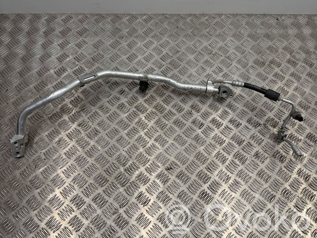 BMW 3 G20 G21 Ilmastointilaitteen putki (A/C) 