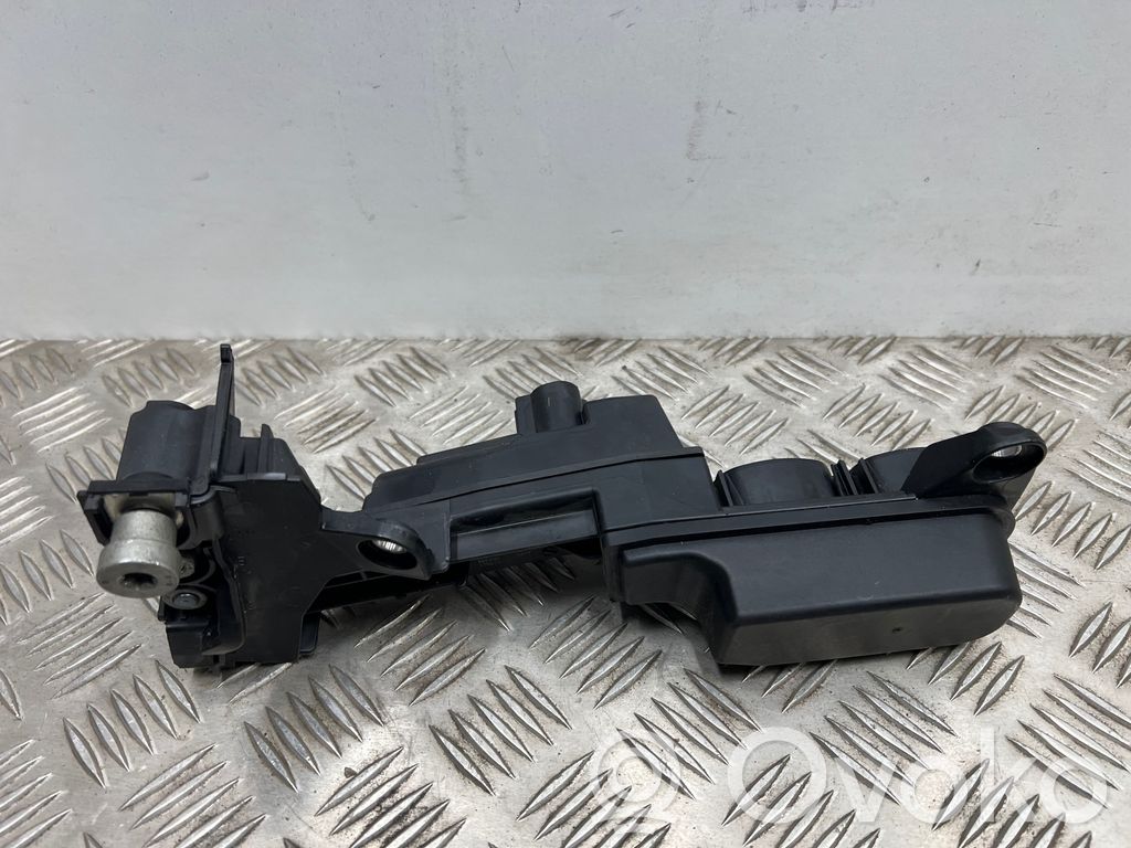 BMW 5 G30 G31 G38 Current control relay 