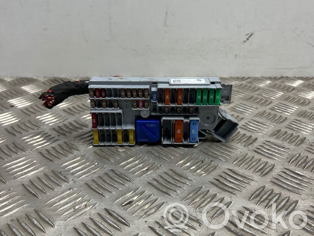 BMW 3 G20 G21 Fuse module 