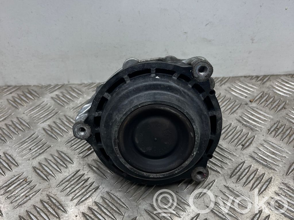 BMW 3 G20 G21 Engine mount bracket 